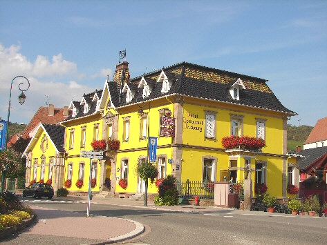 Htel Restaurant Felsbourg  MUTZIG - Photo BERTHEVILLE